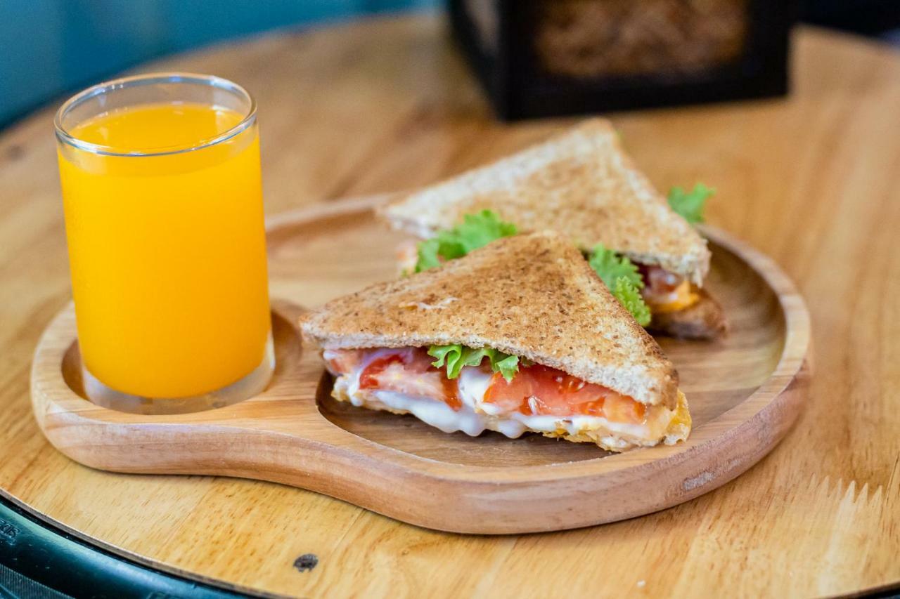 The Alley Hostel&bistro