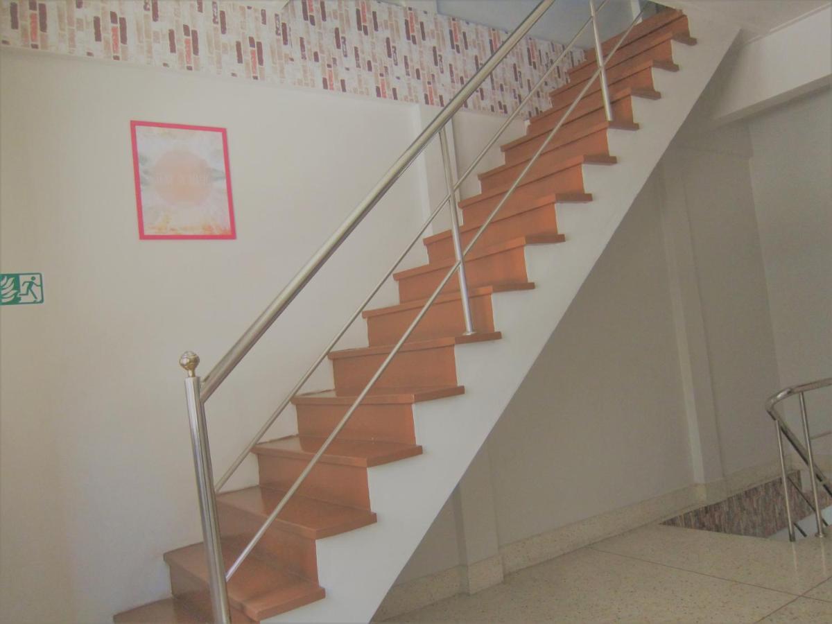 D&n Hostel *