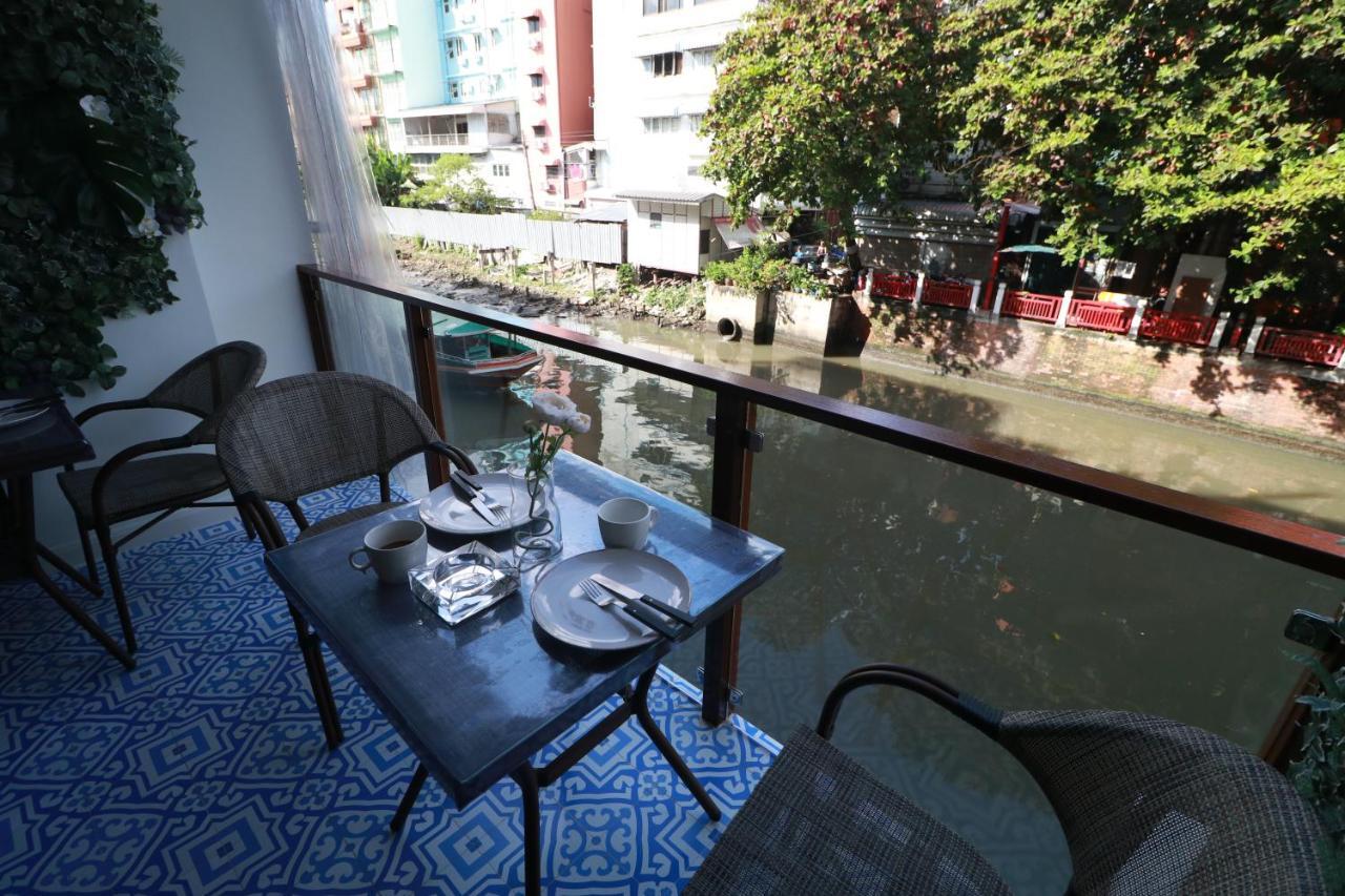 The Lol Elephant Hostel