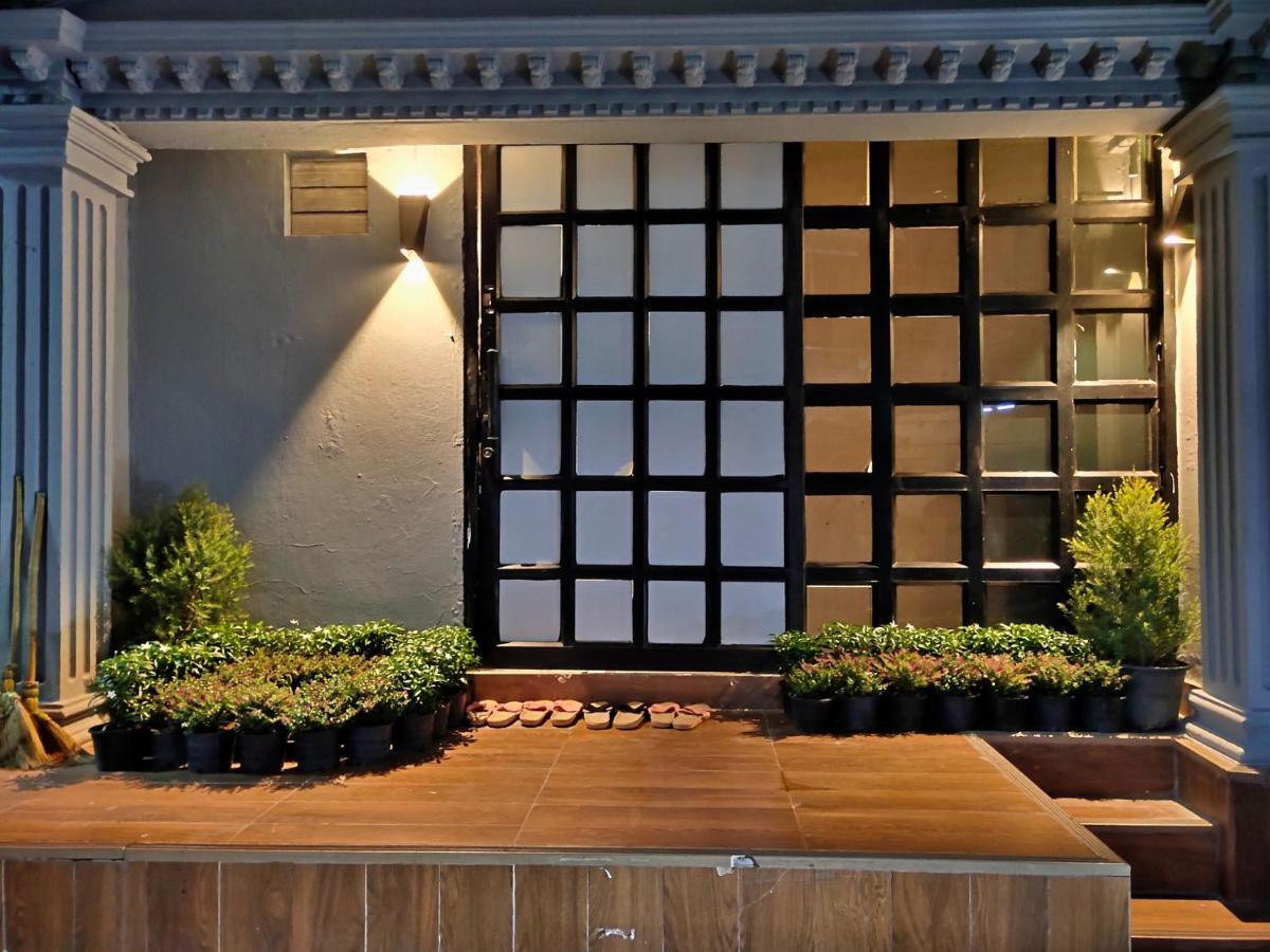Meetu曼谷市中心特色旅馆，近火车夜市，免费早餐
