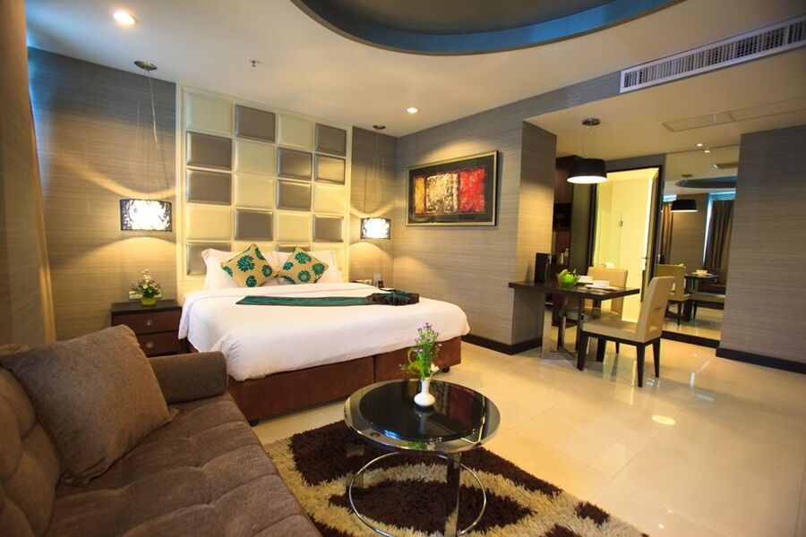 Furamaxclusive Asoke,