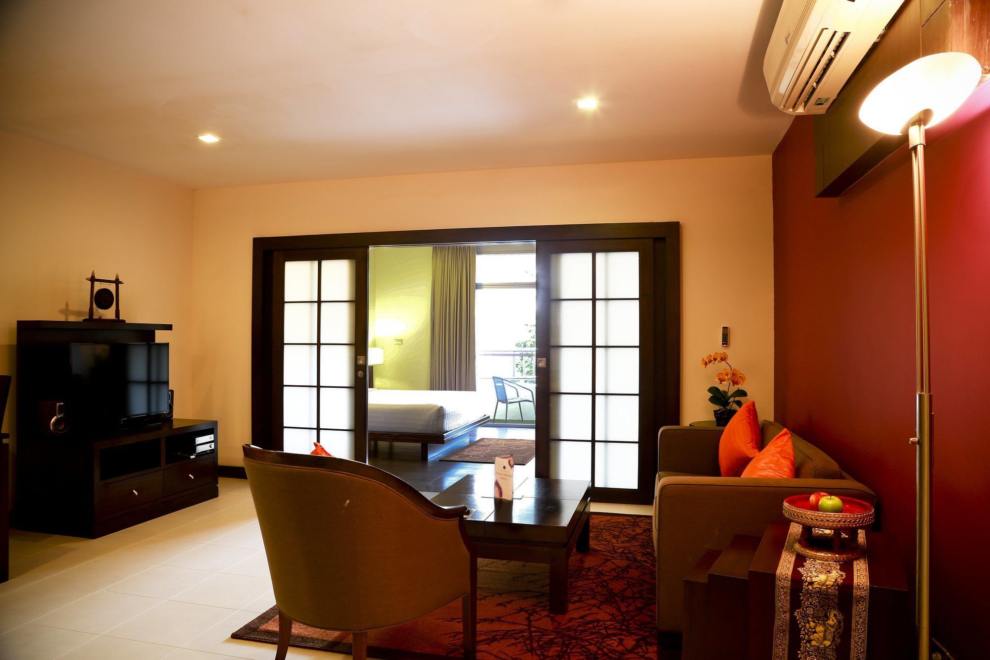 Hotel Grand Asoke Suites Boutique Residence 4*