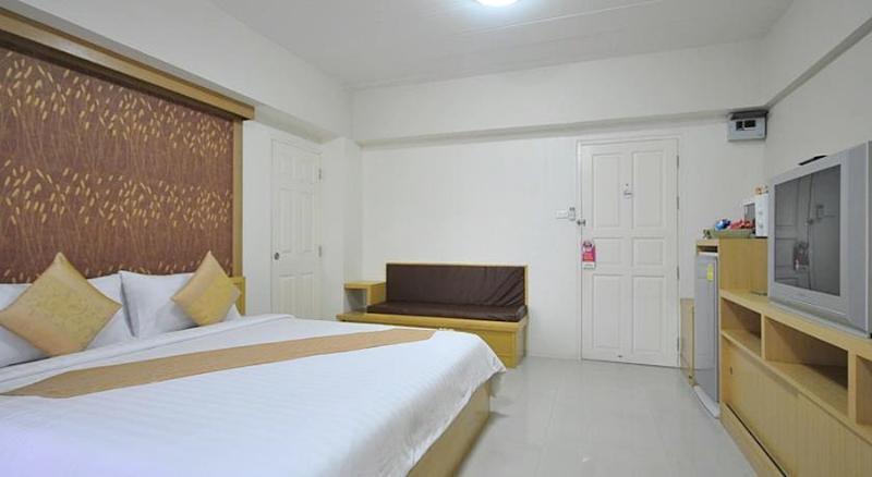 Gasthof P Park Charansanitwong 2*