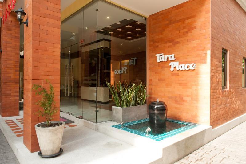 Taraplace Hotel