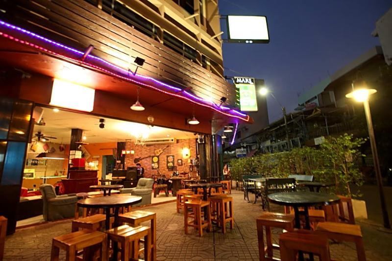 Hotel At Smile House Bangkok