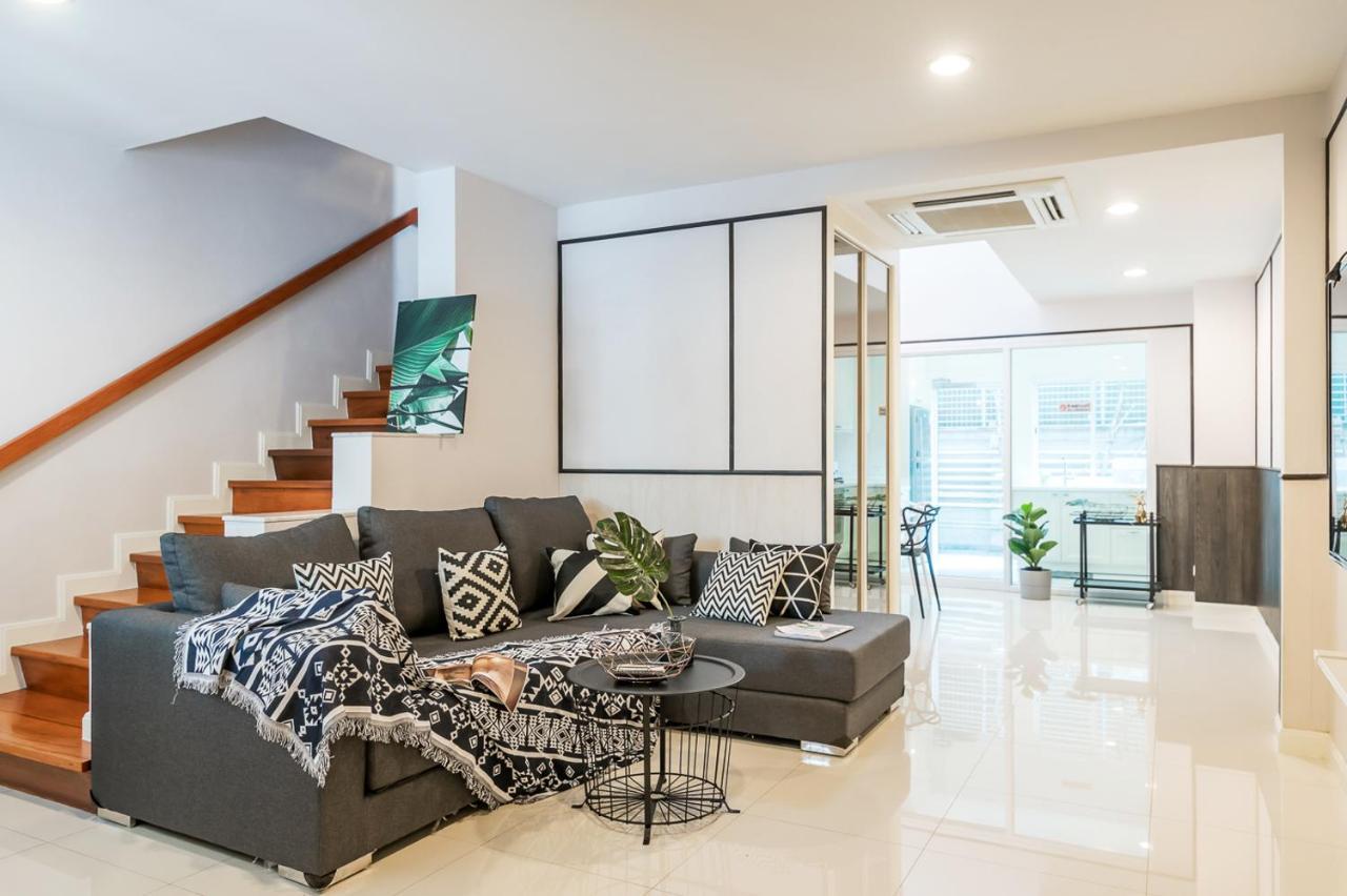 Miq Asoke808 - Asoke Bts - Garden Pool - 16 Pax *