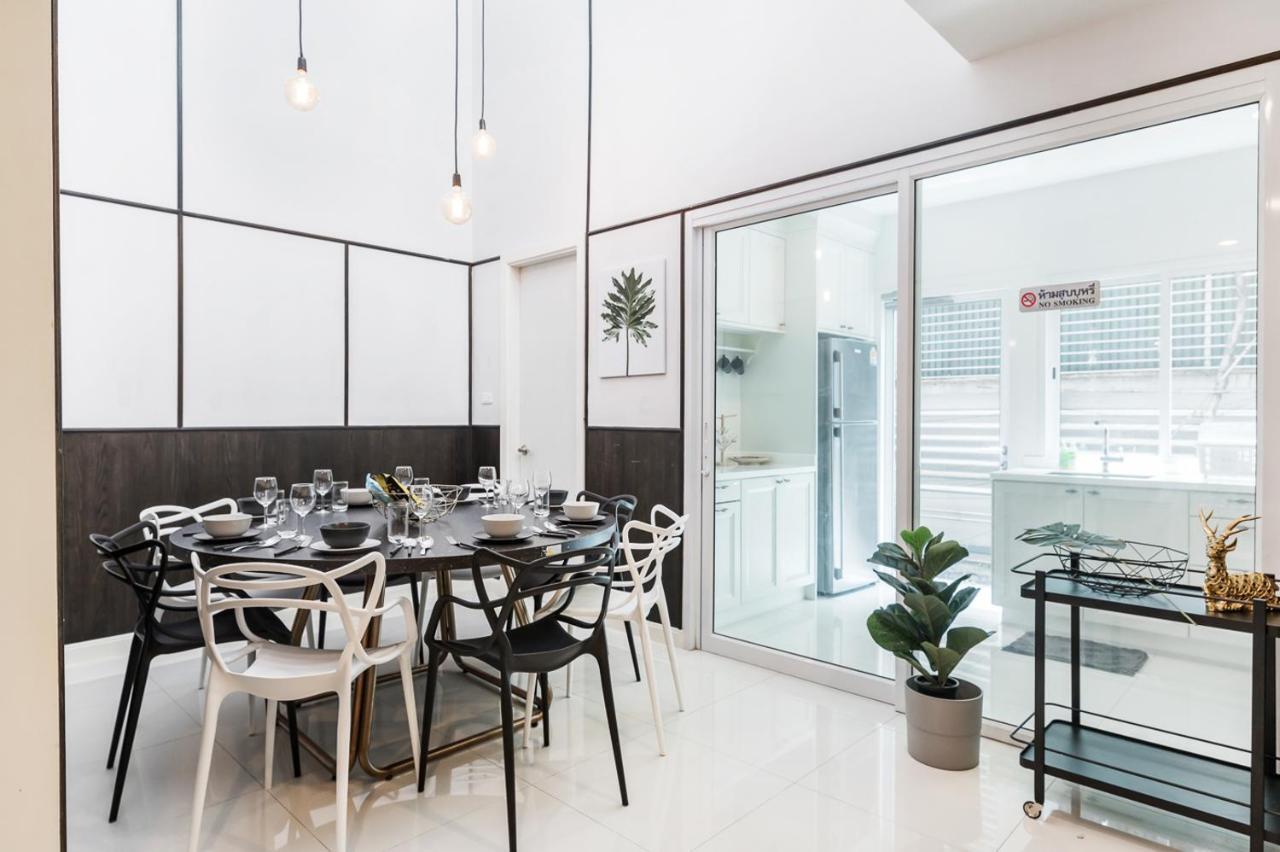Miq Asoke808 - Asoke Bts - Garden Pool - 16 Pax Villa