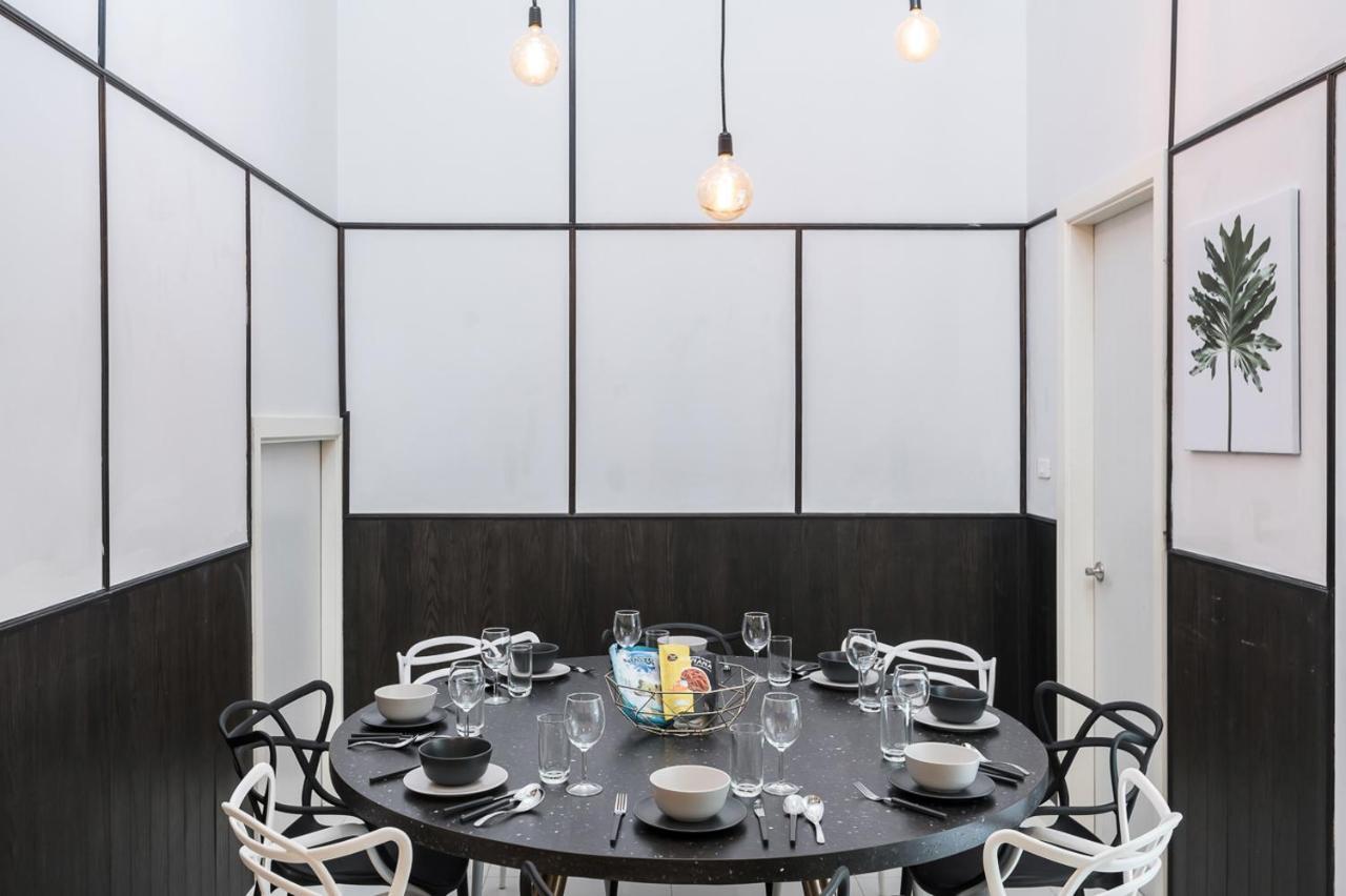 Miq Asoke808 - Asoke Bts - Garden Pool - 16 Pax Villa Bangkok