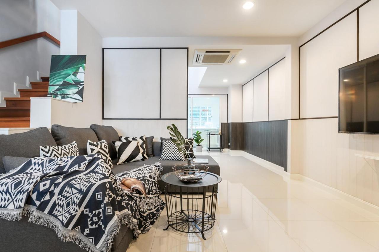 Miq Asoke808 - Asoke Bts - Garden Pool - 16 Pax Bangkok