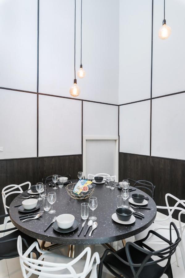 Villa Miq Asoke808 - Asoke Bts - Garden Pool - 16 Pax *