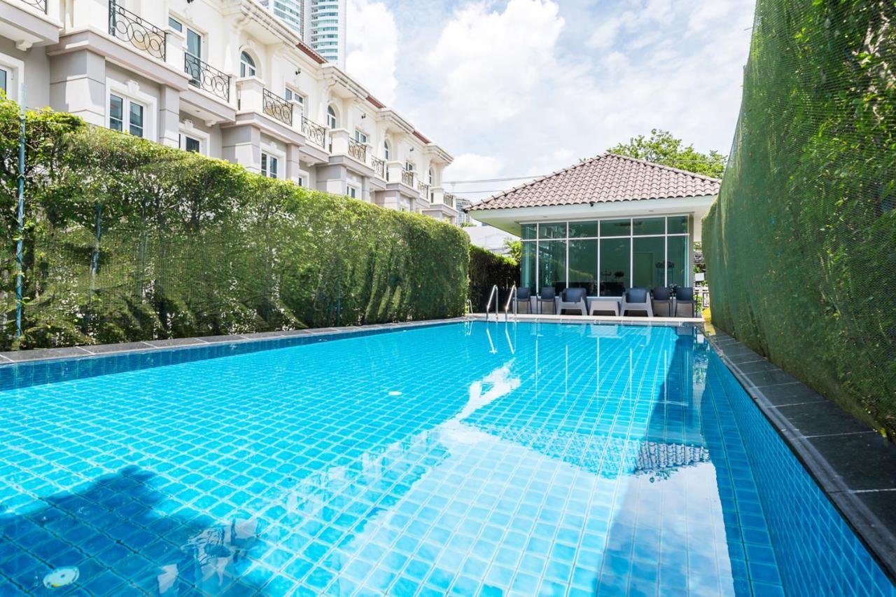 Villa Miq Asoke808 - Asoke Bts - Garden Pool - 16 Pax Bangkok