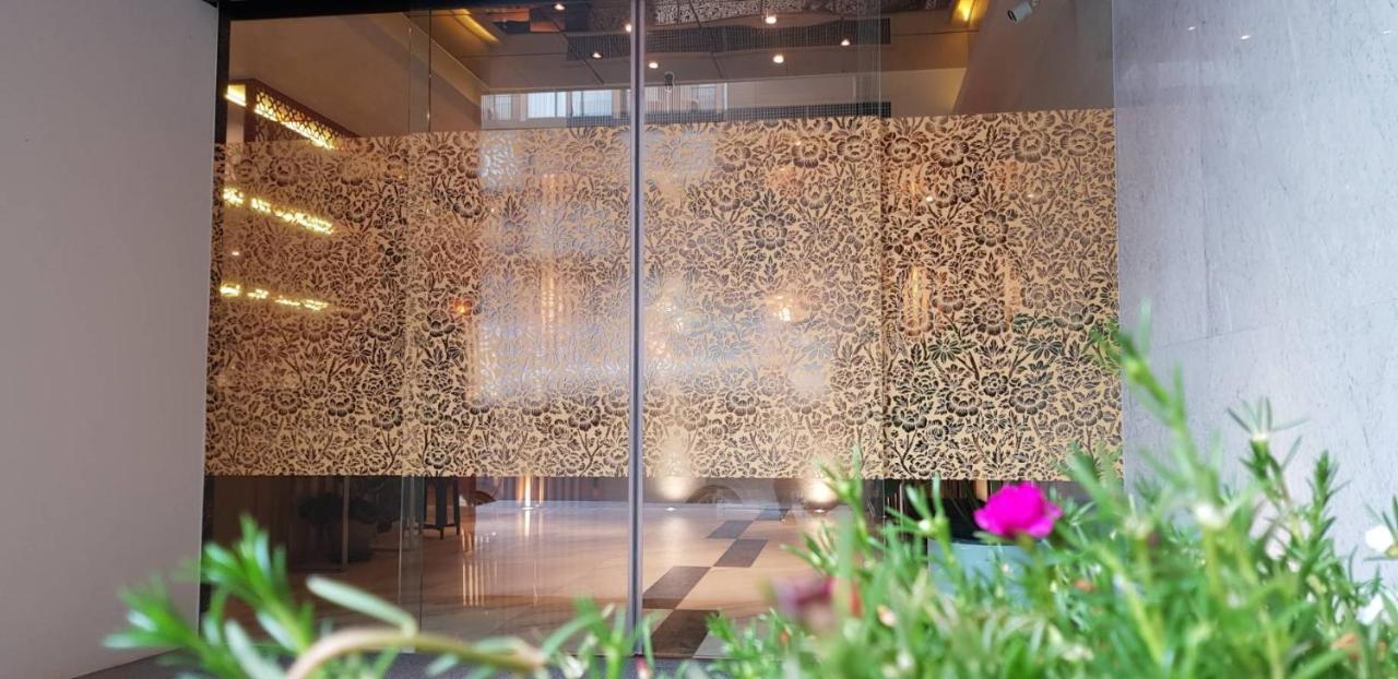 Bizotel Premier & 4* Bangkok