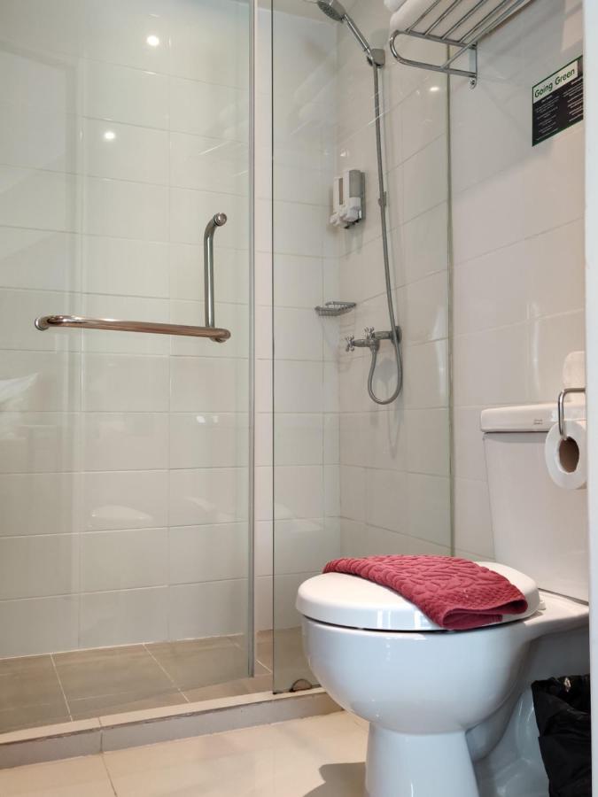 Gasthuis Check In Saladaeng (adults Only)
