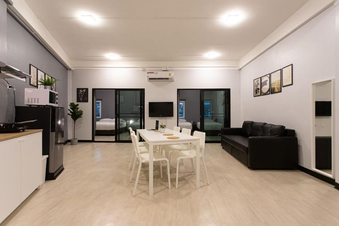 U2 Large 2 Bedrooms 100m To Bts Station Apartment *