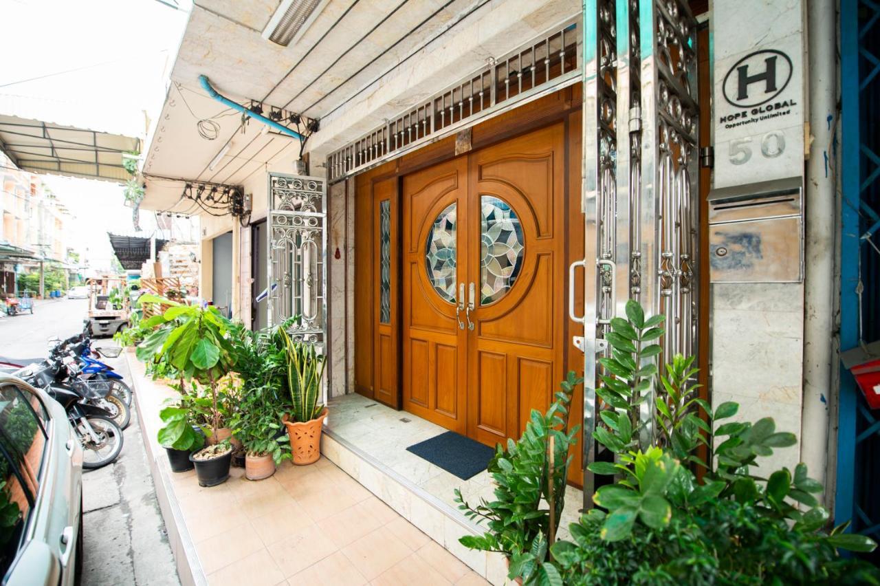 Bed & Breakfast Hidden Oasis Bangkok