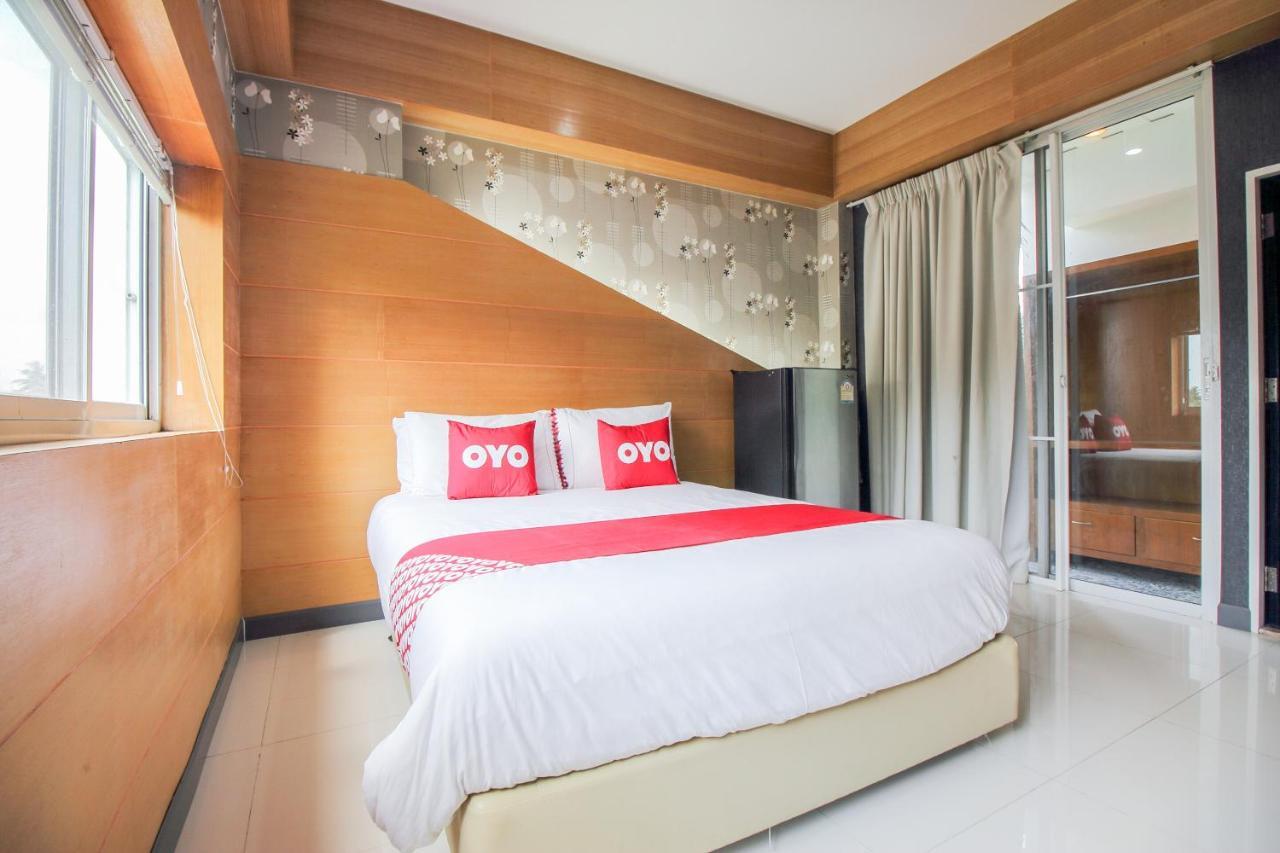 Oyo 387 Little Bangbon Hotel Bangkok