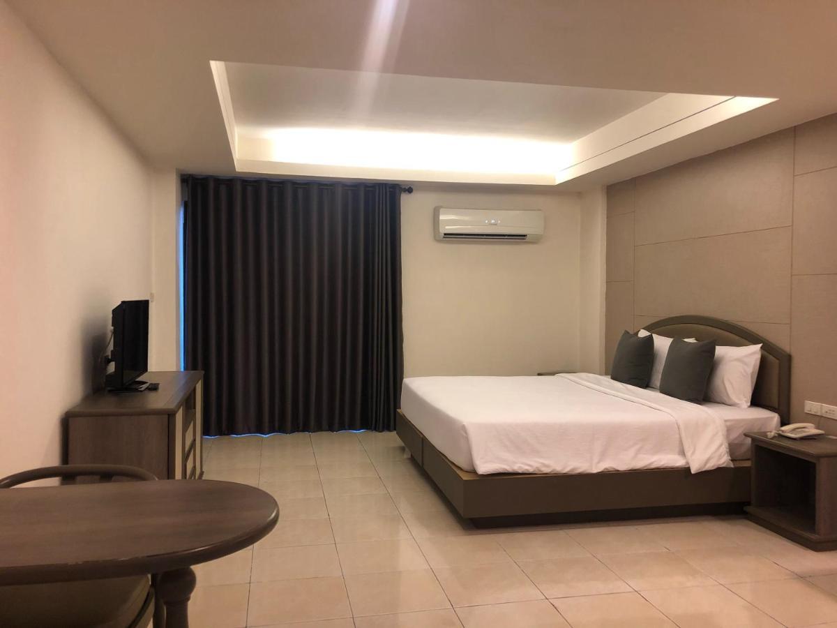 Lee Garden Hotel