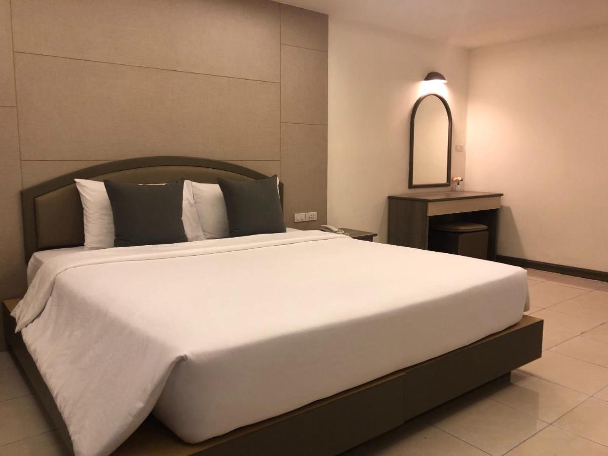 Lee Garden 4*