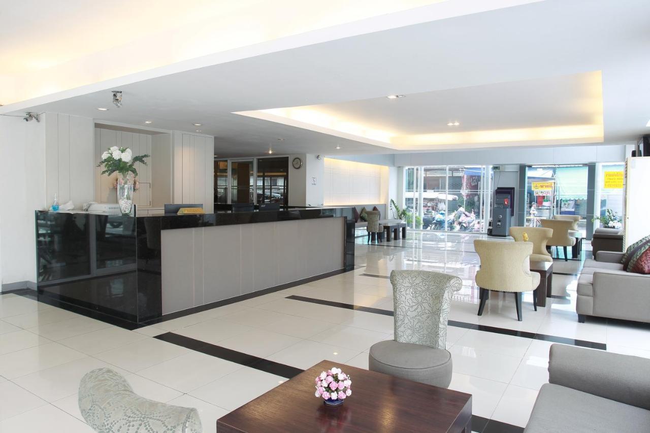 Lee Garden Hotel 4*