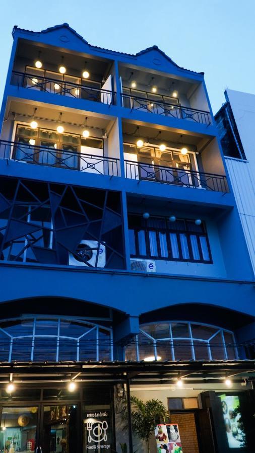 Sleepcase Hostel