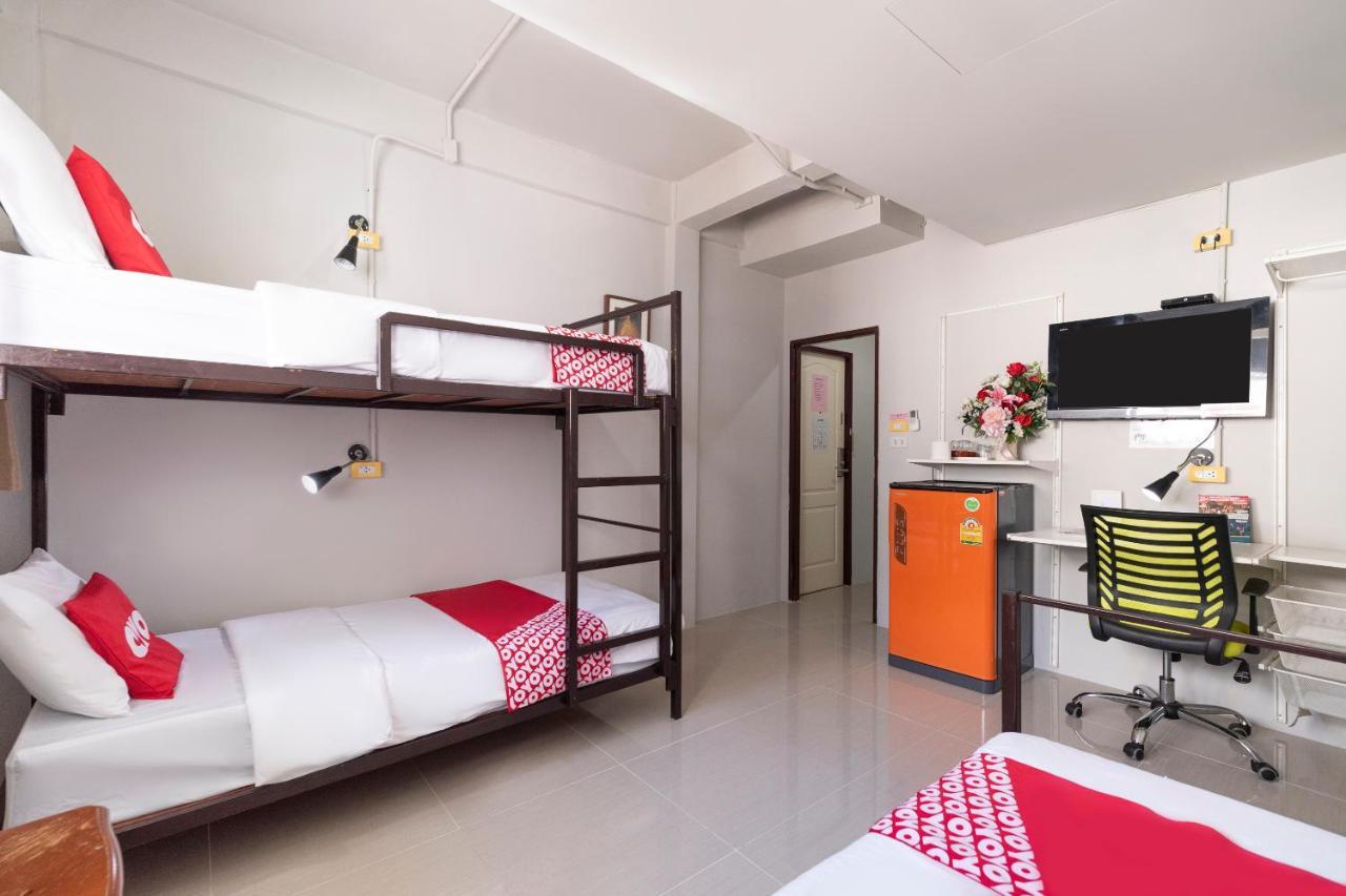 Hostel Check