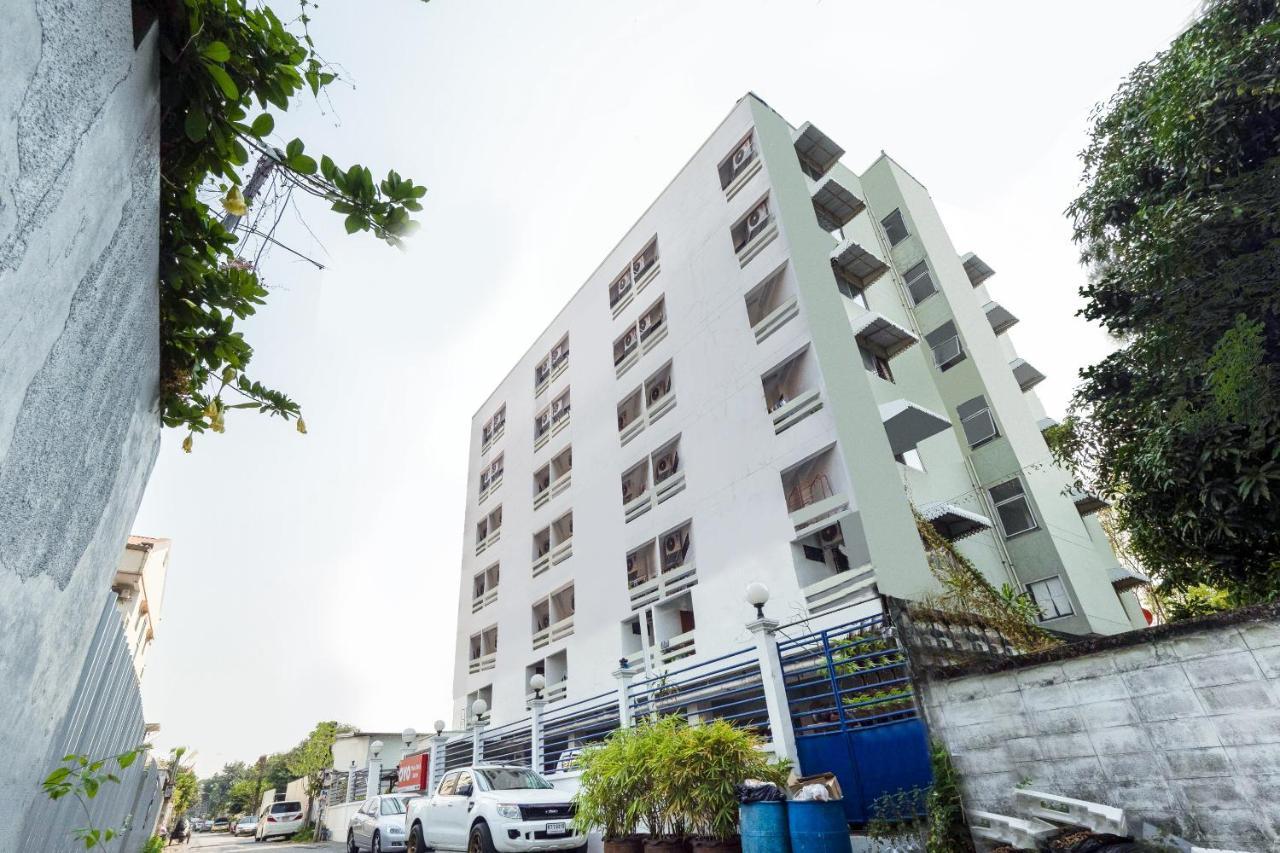 Next Bird Hotel Bangkok