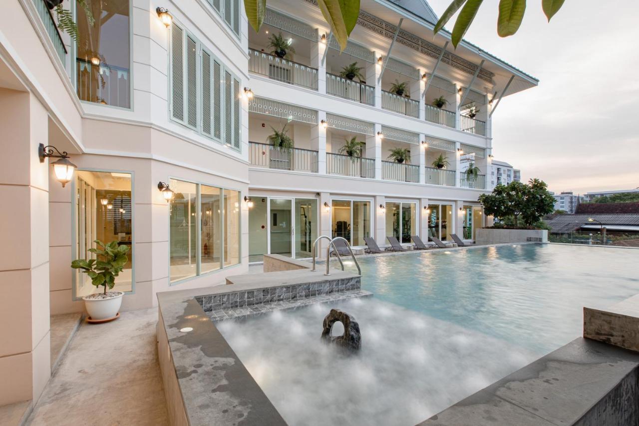 Siam Tharadol Hotel Bangkok